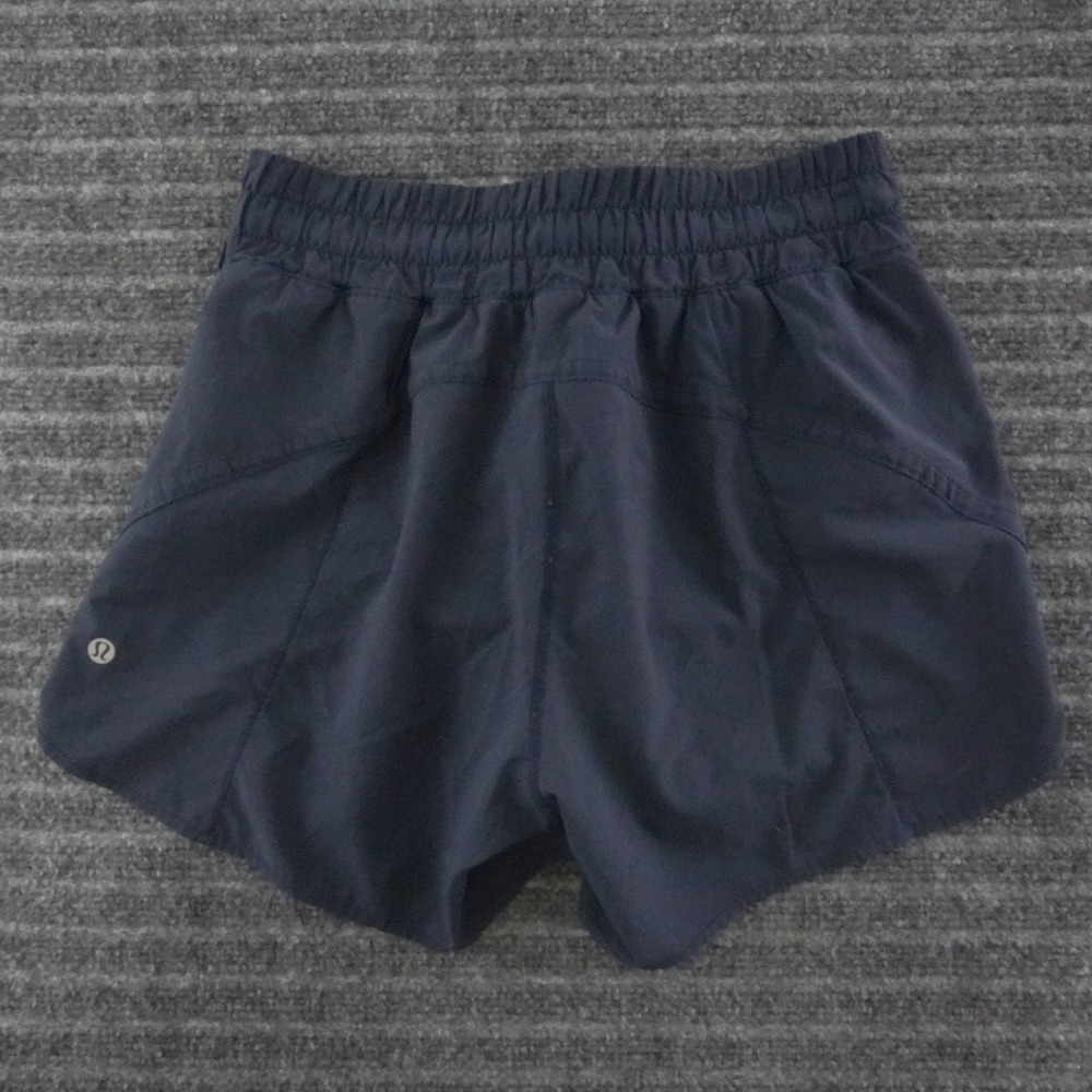 Lululemon Tracker Short V 4" Women Size 8 Navy Blue Athletic Running Shorts
